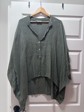 SAGA Made in Italy Olive Green Top
